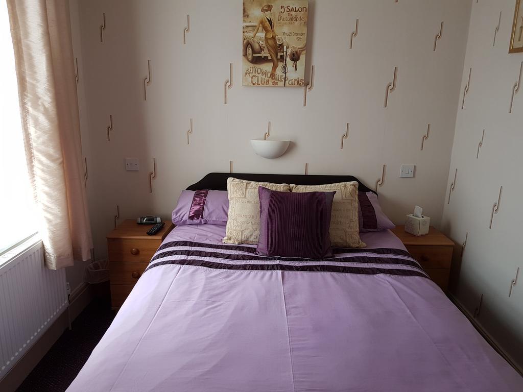 Kings Court Families & Couples Bed & Breakfast Blackpool Dış mekan fotoğraf