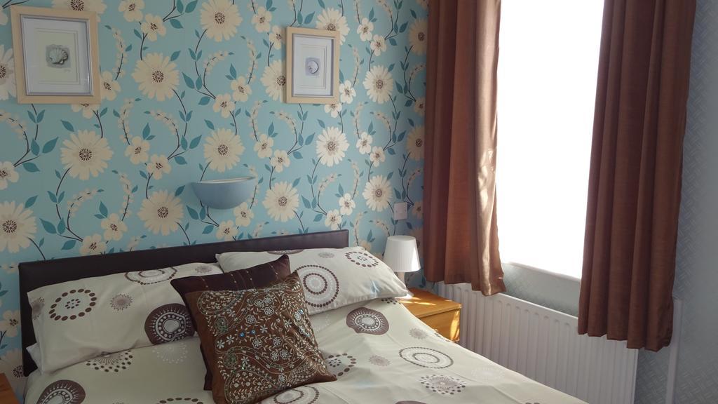Kings Court Families & Couples Bed & Breakfast Blackpool Dış mekan fotoğraf