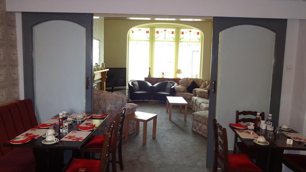 Kings Court Families & Couples Bed & Breakfast Blackpool Dış mekan fotoğraf